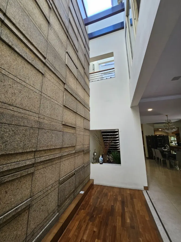 Renovated Semi D/1km To Tao Nan/Tranquil Surroundings, image 3