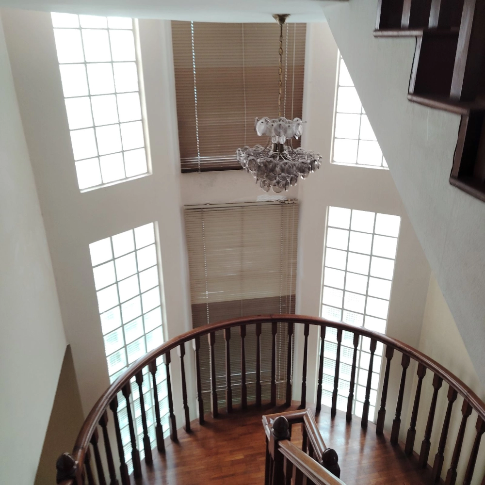 Three-Storey Semi-Detached Home in Telok Kurau, image 1