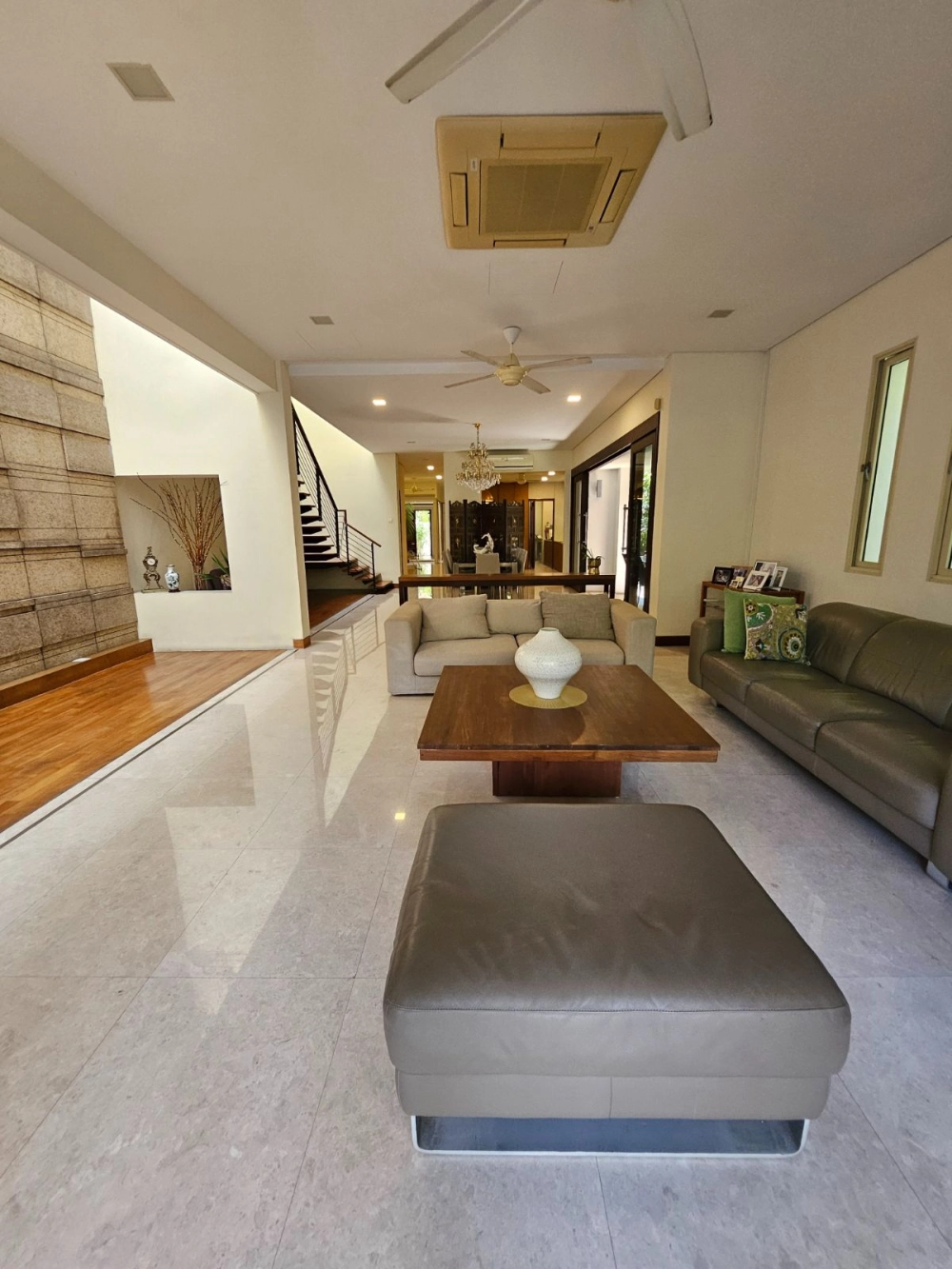 Renovated Semi D/1km To Tao Nan/Tranquil Surroundings, image 1