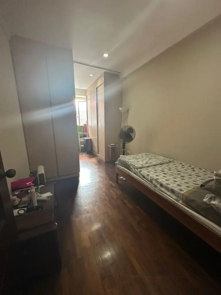 Freehold 2.5-Storey Terrace Near Siglap, image 4
