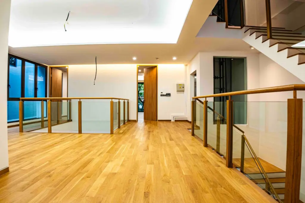 Brand New 3.5 Storey Semi D, image 1